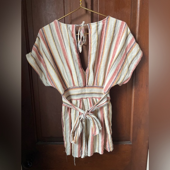 American Eagle women’s small striped romper - Picture 5 of 6